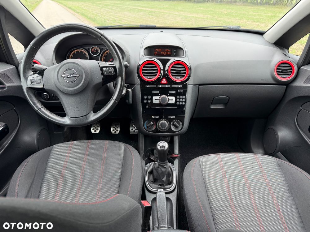 Opel Corsa 1.4 16V Color Edition - 6