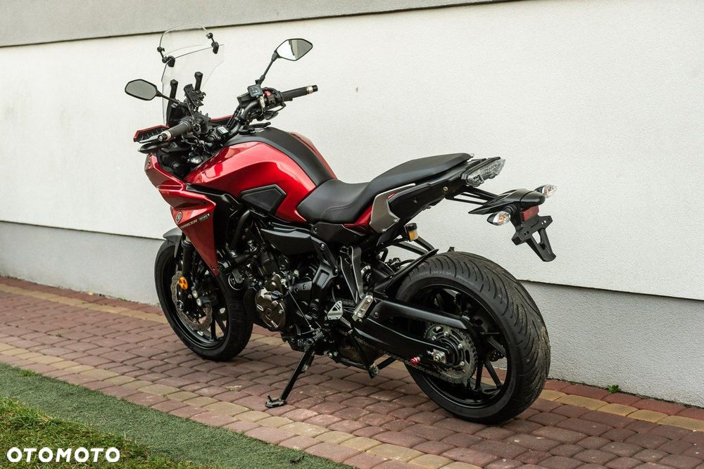Yamaha MT - 6