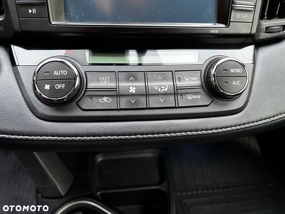 Toyota RAV4 2.0 D-4D Premium 4x2 - 16