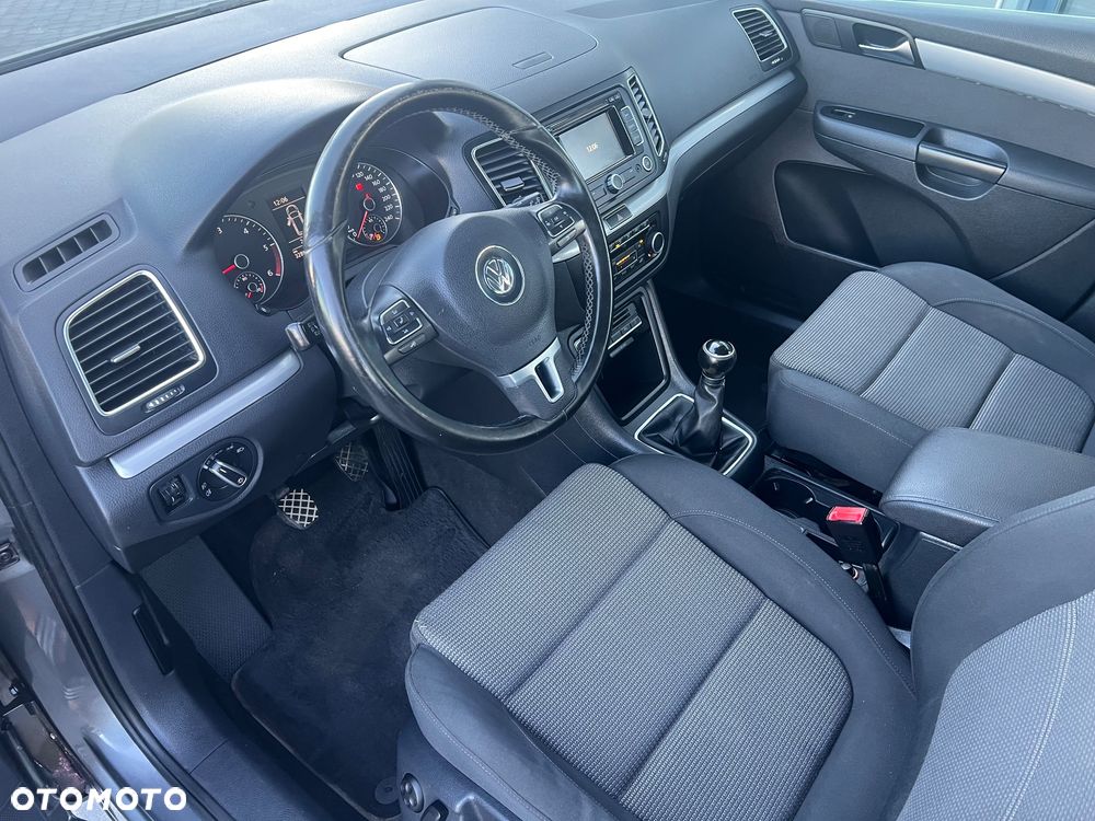 Volkswagen Sharan 2.0 TDI Comfortline - 11