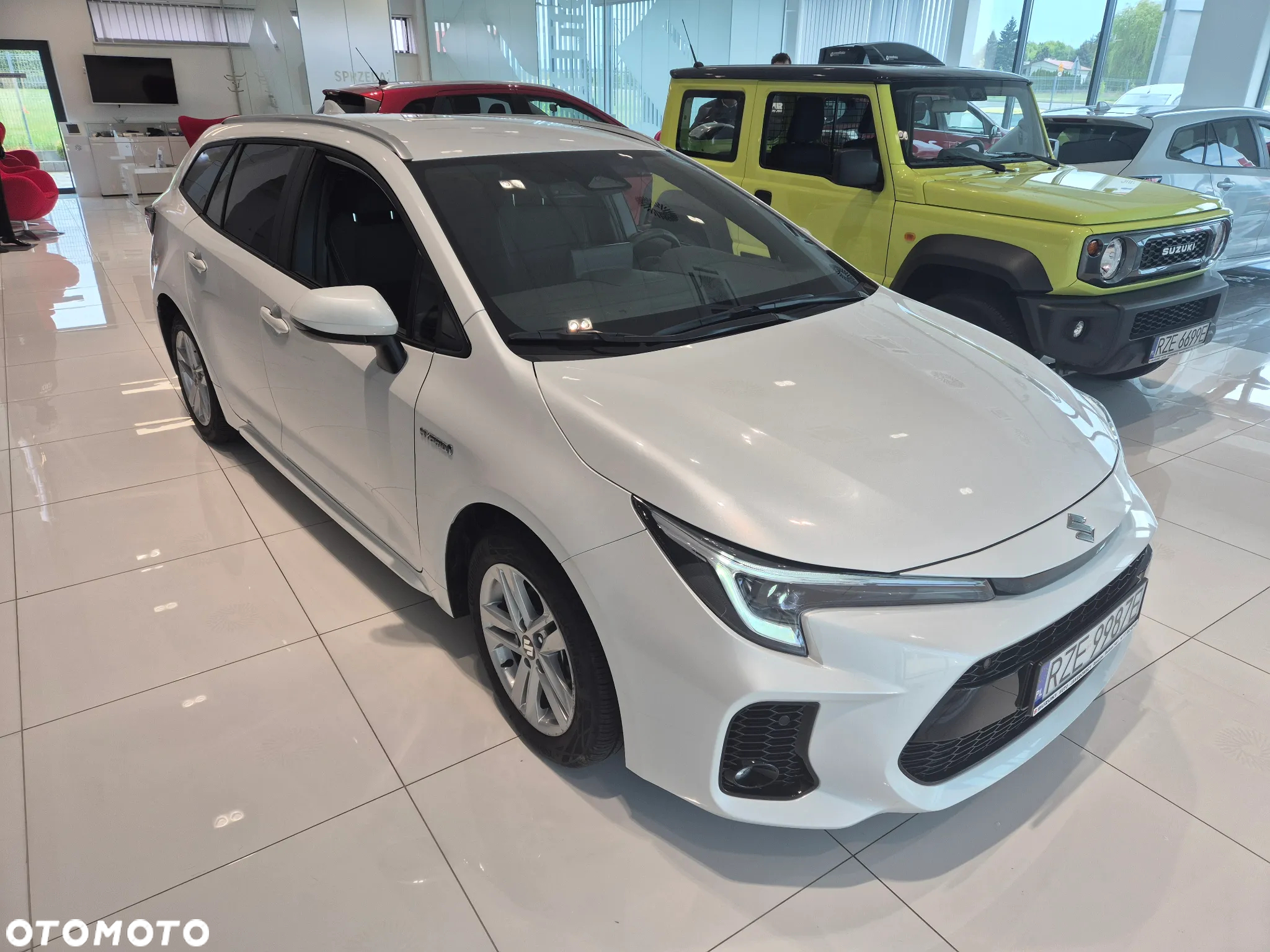 Suzuki Swace 1.8 Hybrid Elegance CVT - 3