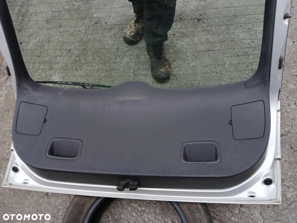 Seat Leon  Klapa bagażnika - 6