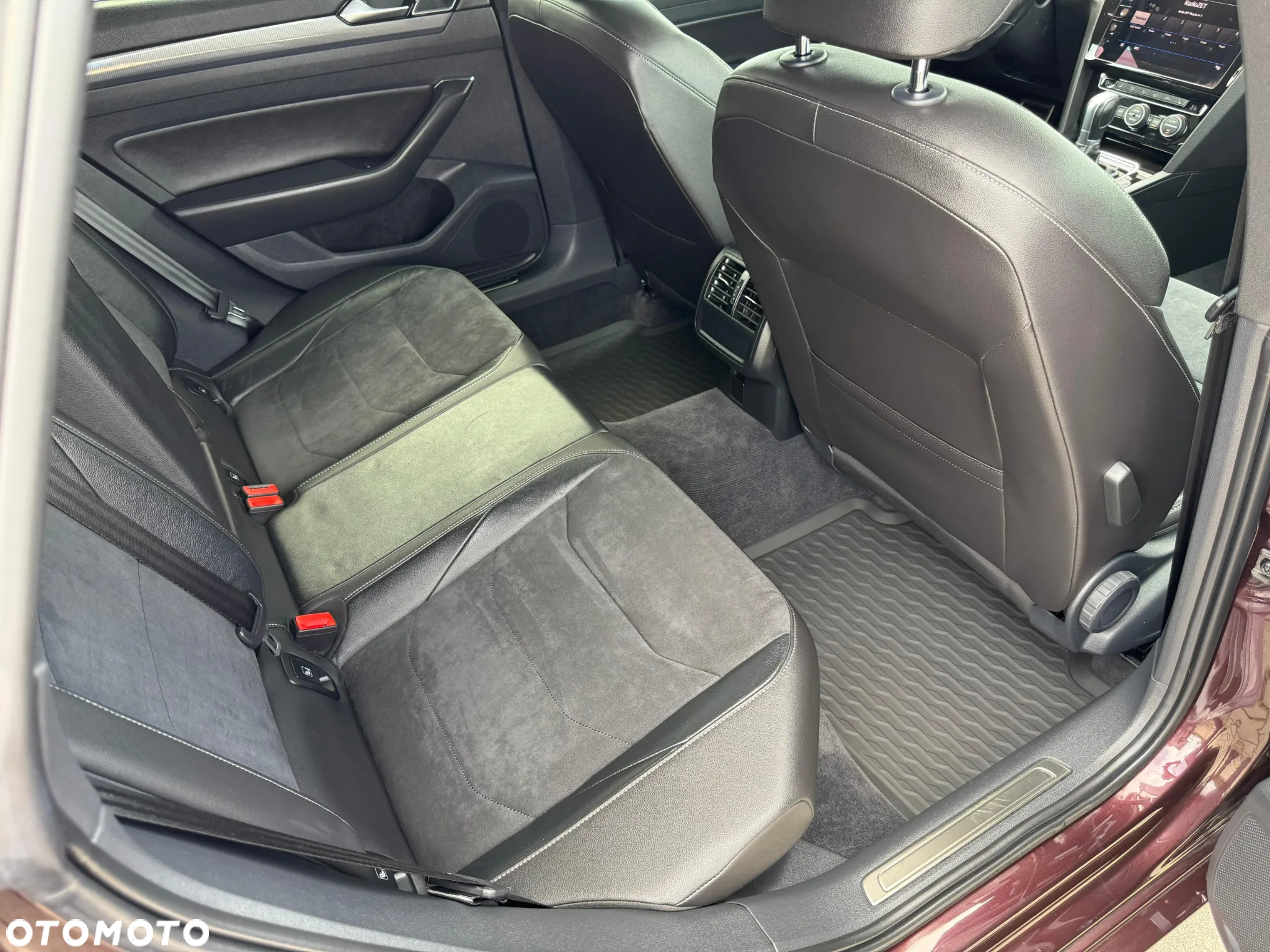 Volkswagen Arteon 2.0 TSI R-Line DSG - 14