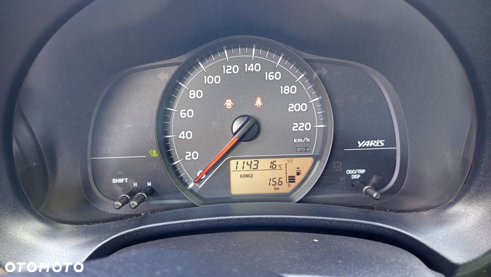 Toyota Yaris 1.0 VVT-i Life - 33