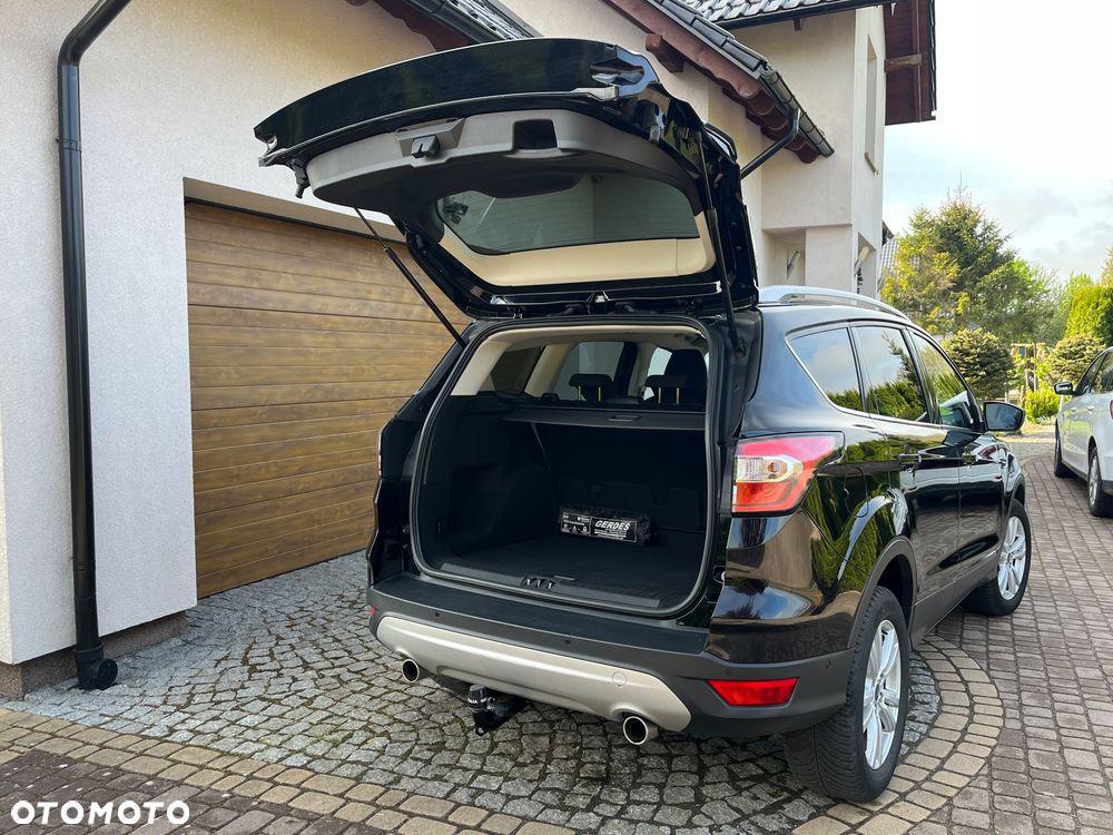 Ford Kuga 2.0 TDCi FWD Titanium - 16