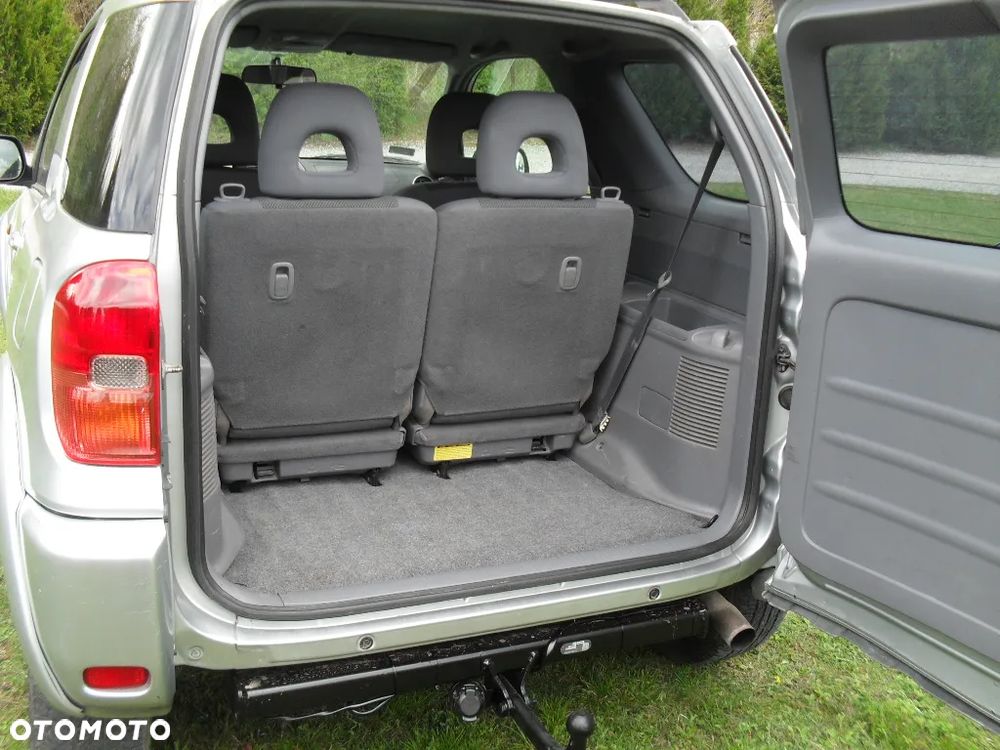 Toyota RAV4 2.0 VVT-i Sol - 8