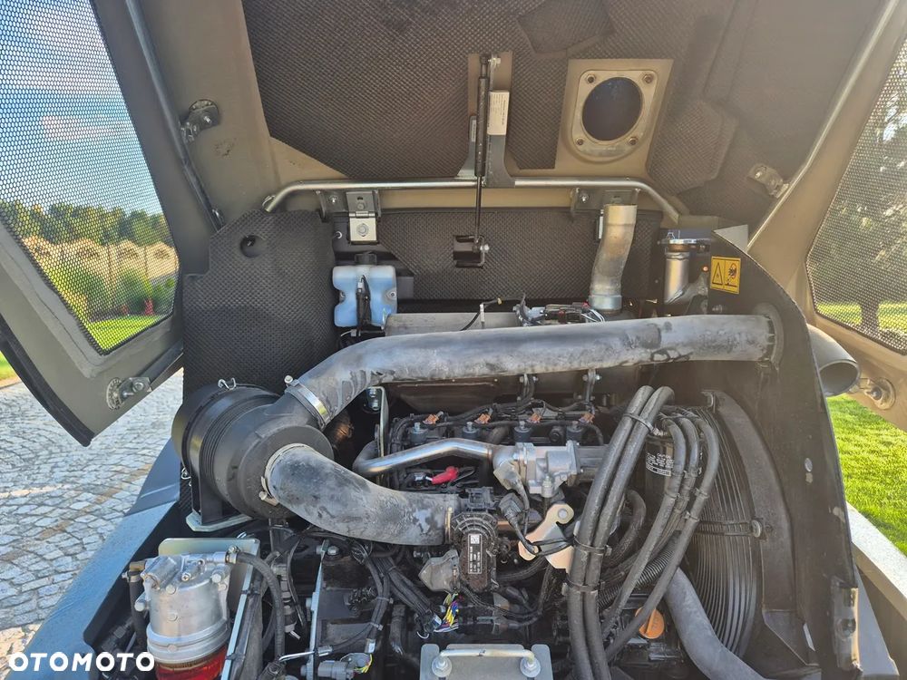 Liebherr 504 COMPACT - 9