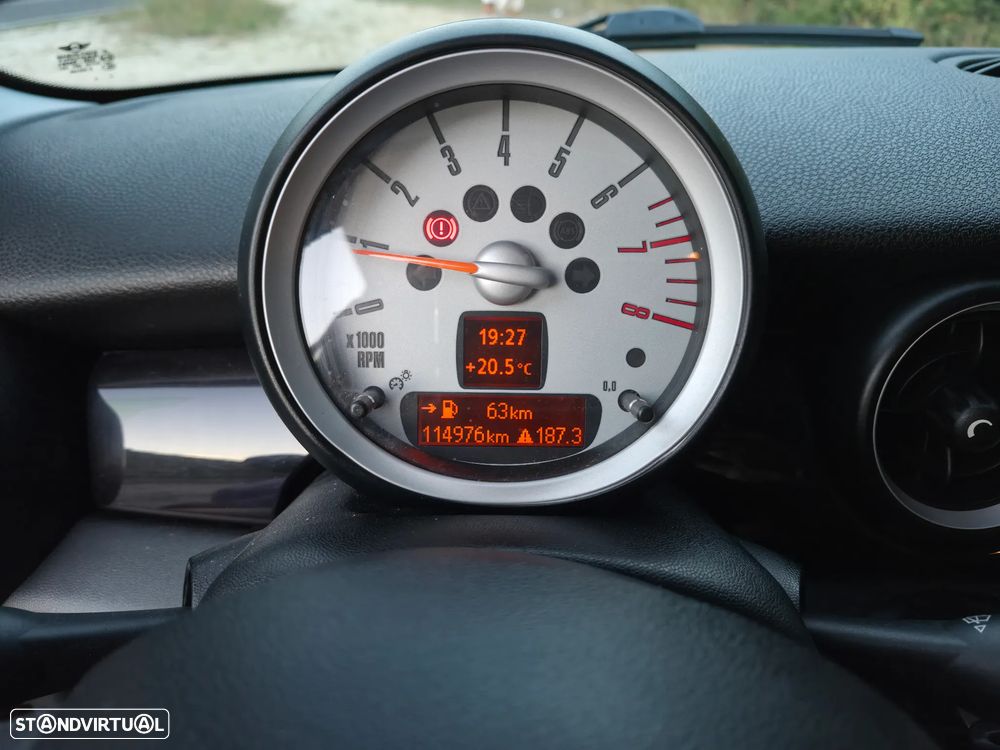 MINI 3 Portas One - 9