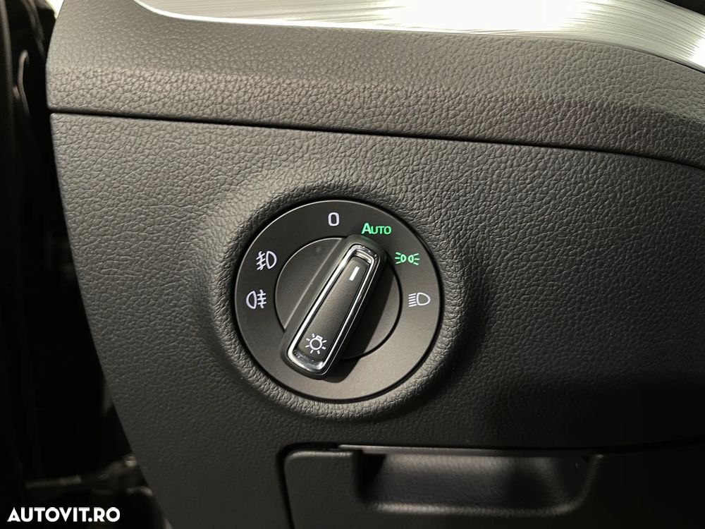 Skoda Superb 2.0 TDI DSG Ambition - 21