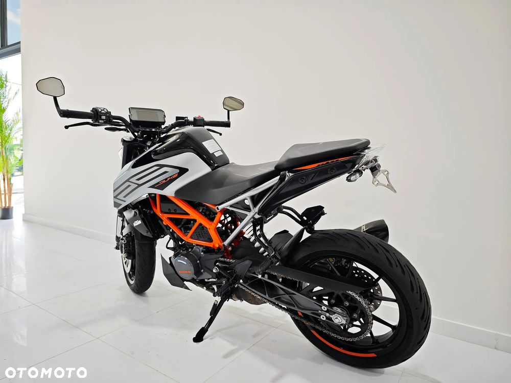 KTM Duke - 16