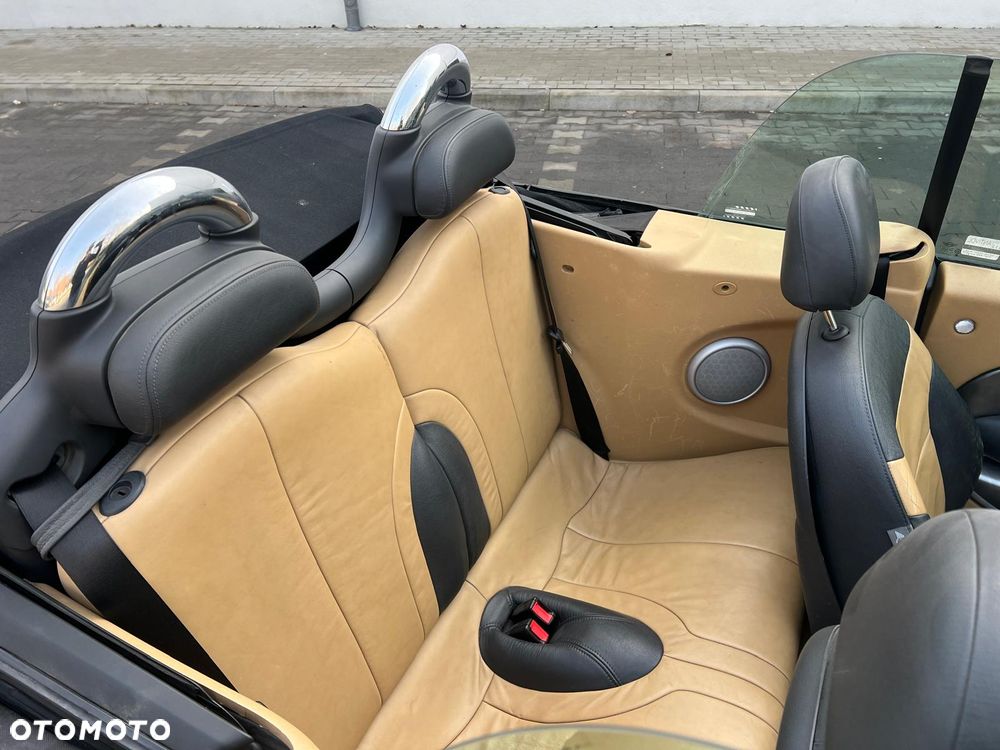 MINI Cooper S Sidewalk - 12