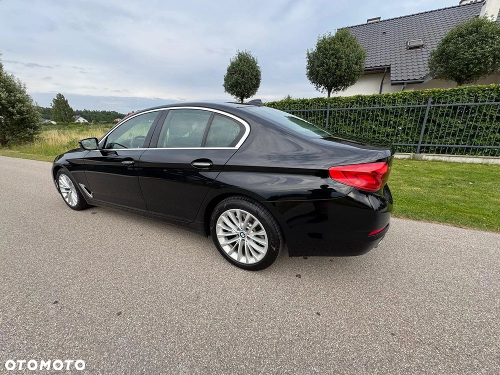 BMW Seria 5 520d Luxury Line - 17