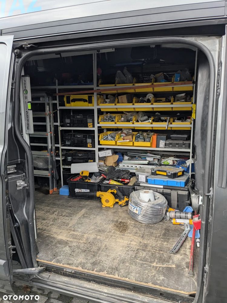 Ford TRANSIT CUSTOM - 17