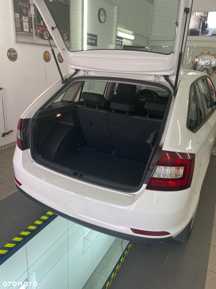 Skoda RAPID 1.0 TSI Active - 6