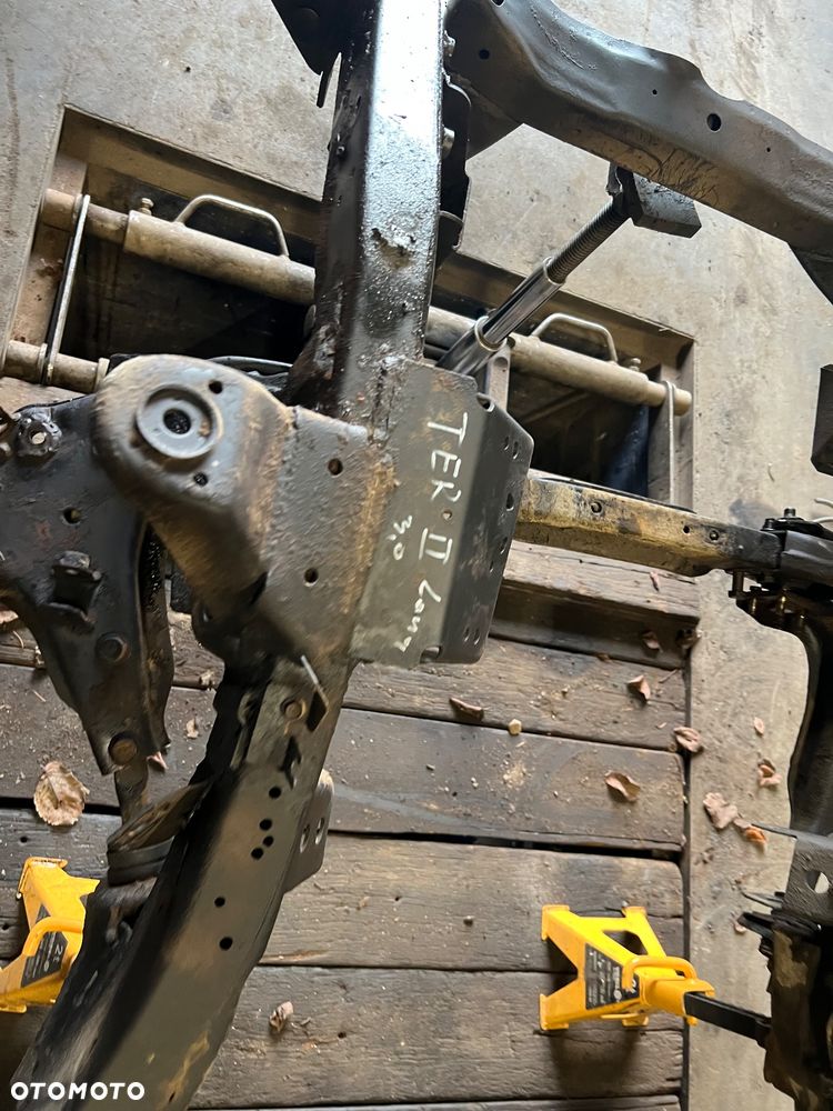 Rama Nissan Terrano 2 3.0td long bez dokumentów - 4