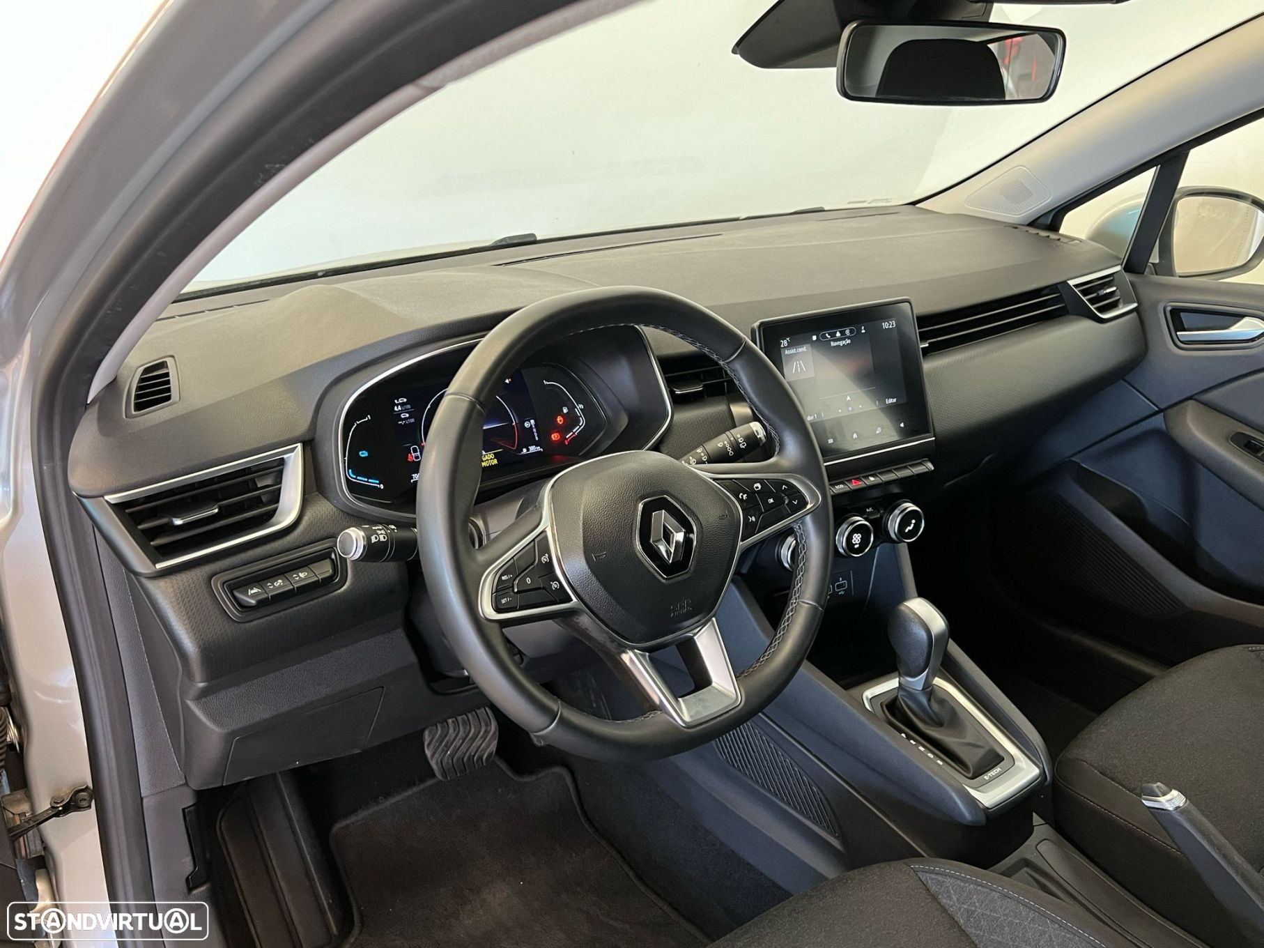 Renault Clio 1.6 E-Tech Full Hybrid Engineered - 25