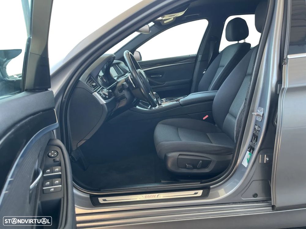 BMW 518 d Auto - 12