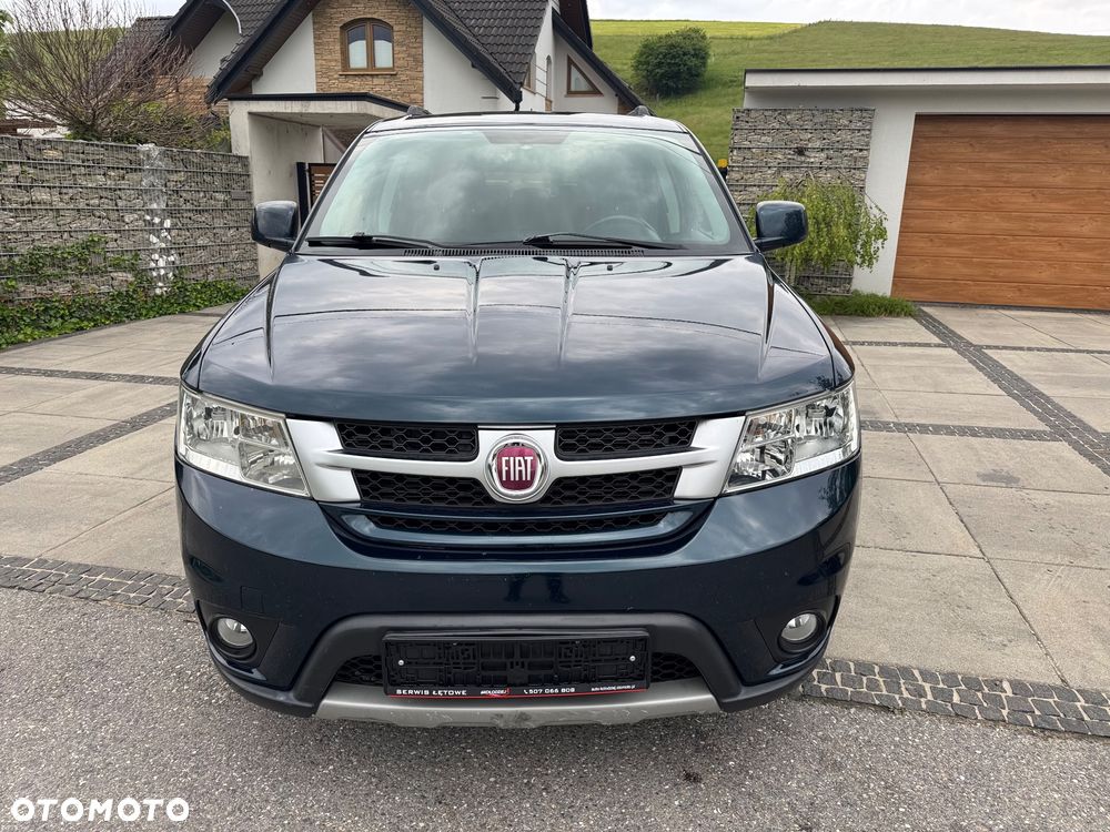 Fiat Freemont 2.0 Multijet 16V DPF Automatik Allrad Lounge - 2