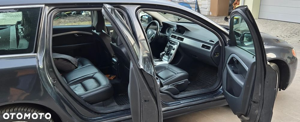 Volvo V70 - 9