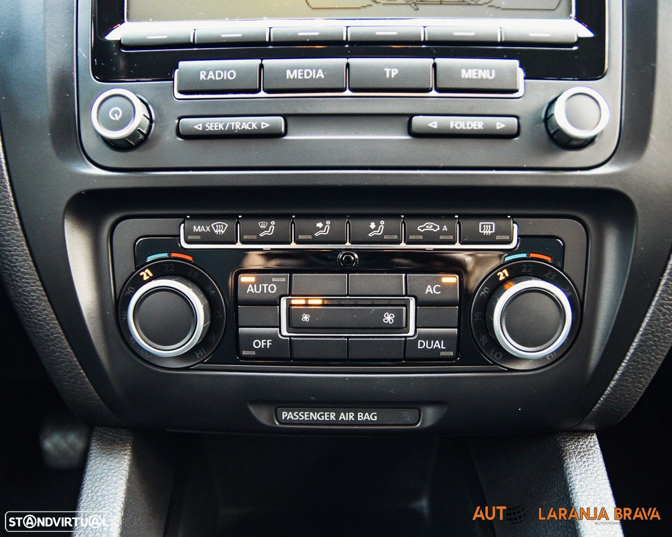 VW Jetta 1.6 TDi Confortline - 6