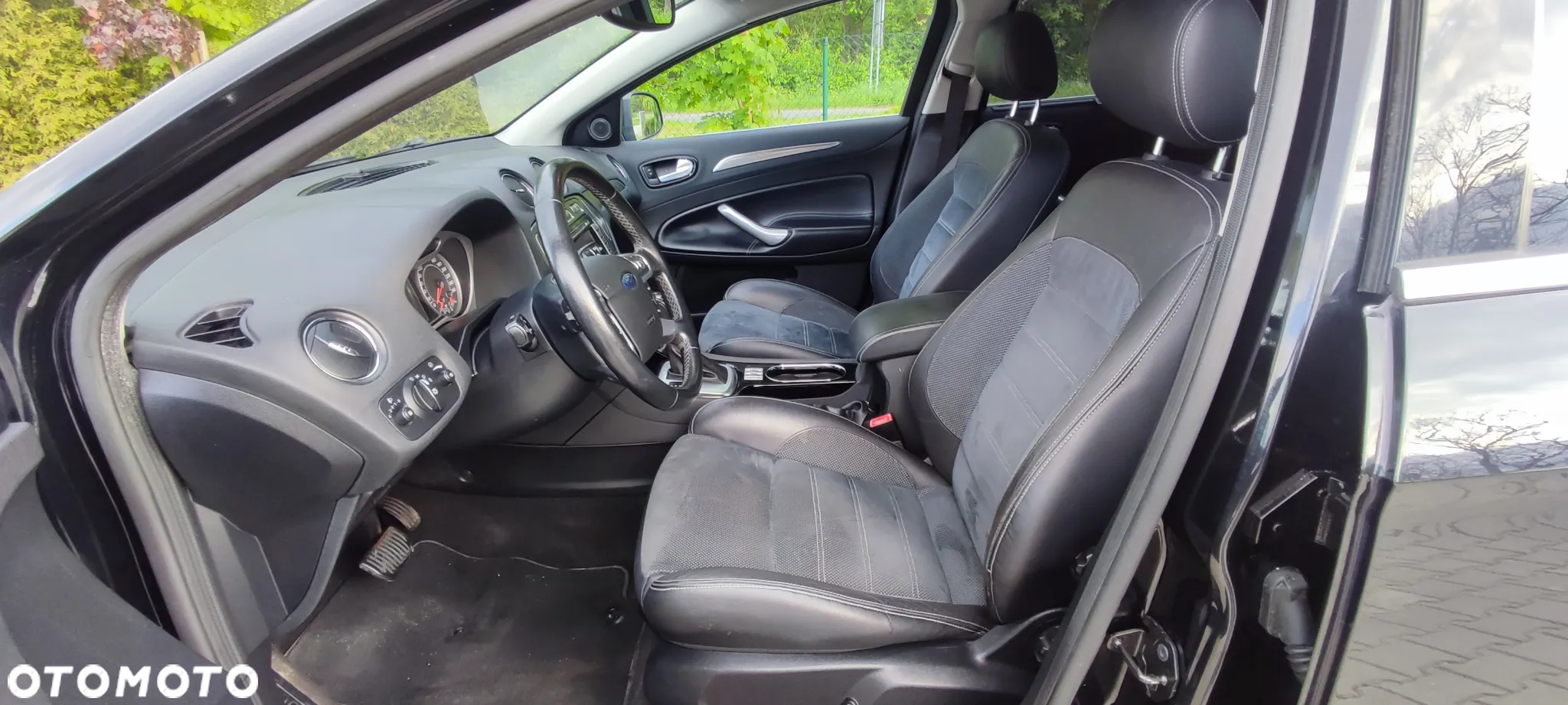 Ford Mondeo - 12