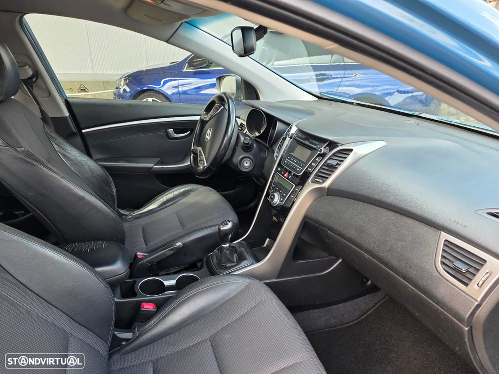 Hyundai i30 1.6 CRDI STyle - 11