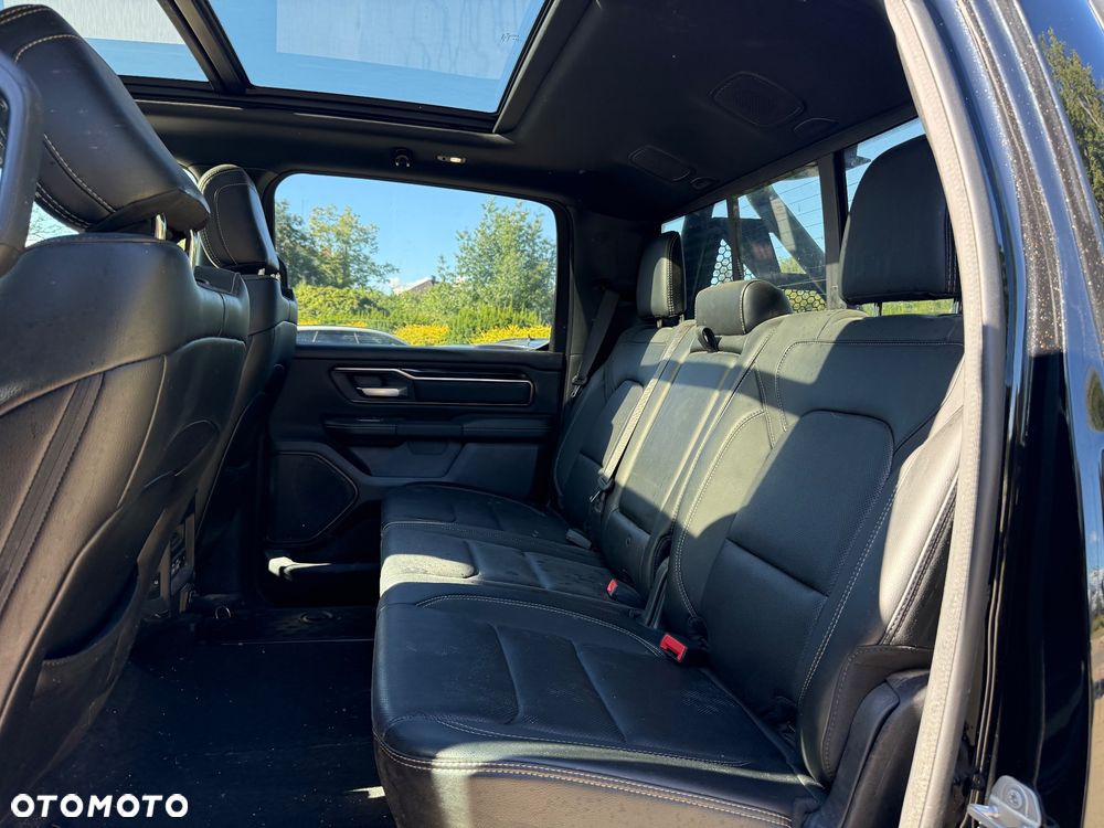 RAM 1500 Crew Cab Sport - 6