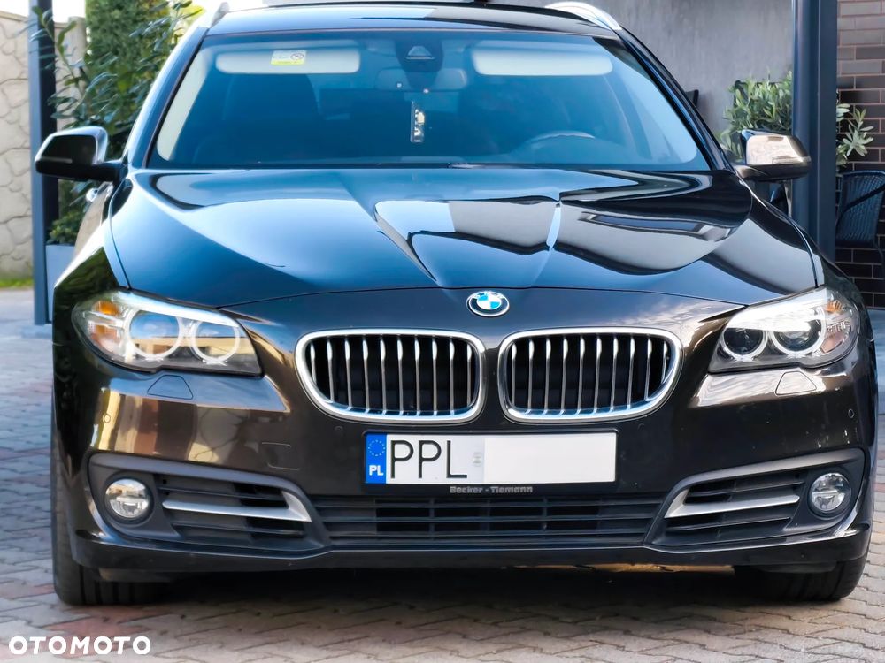 BMW Seria 5 520d xDrive - 5