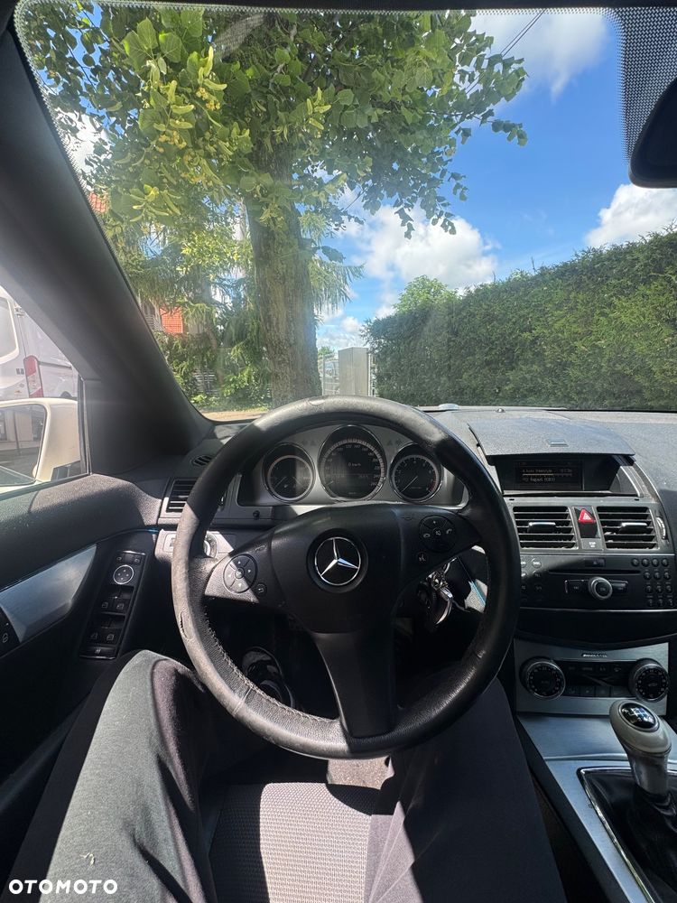 Mercedes-Benz Klasa C 180 Kompressor Avantgarde - 14