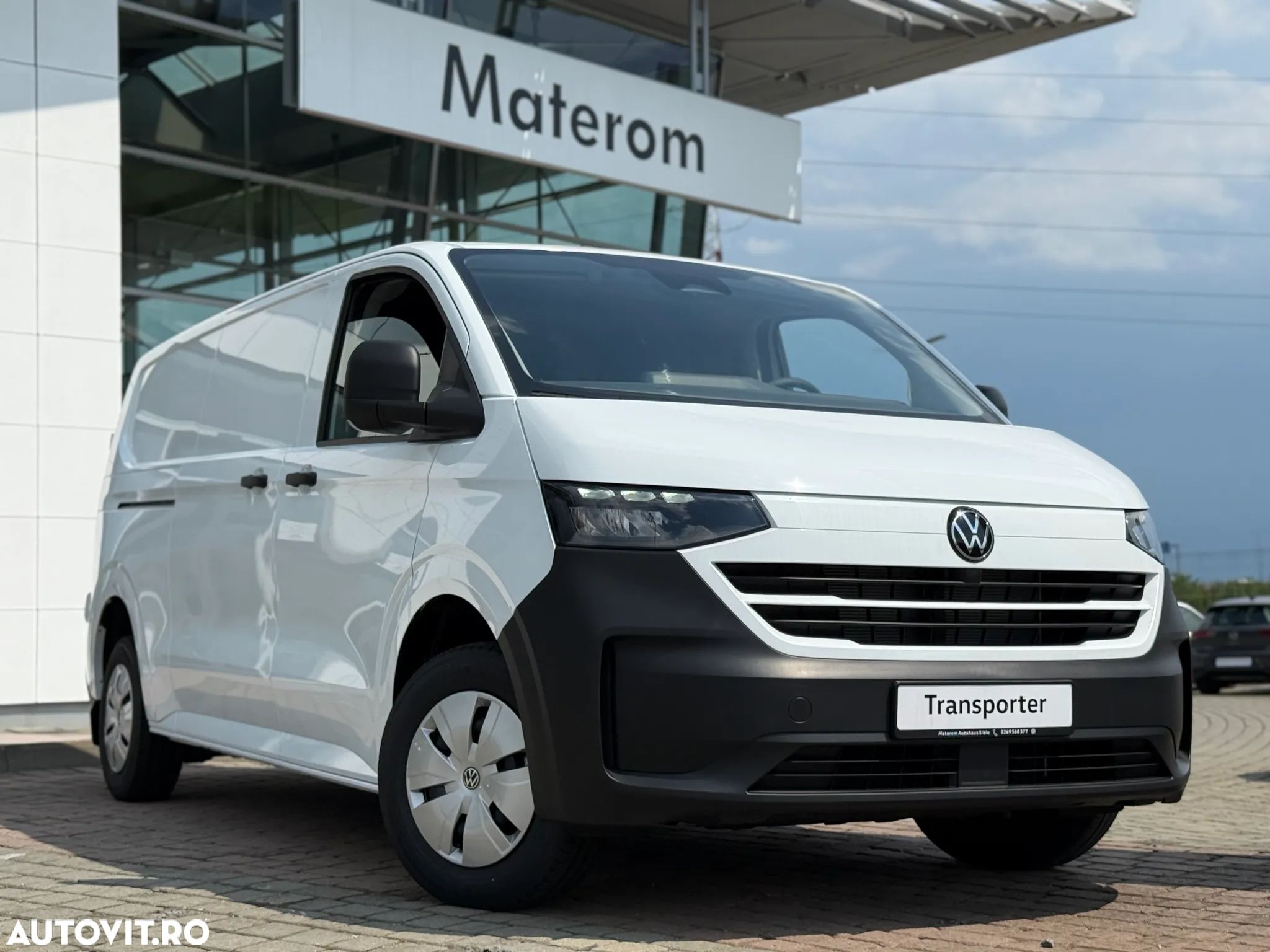 Volkswagen Transporter - 1