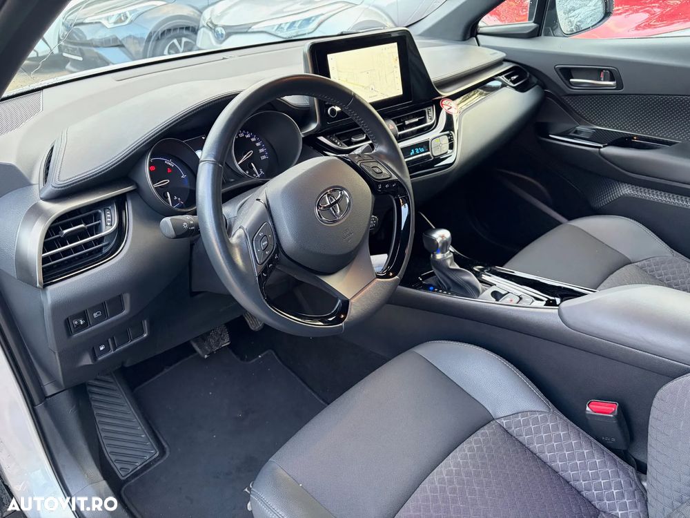 Toyota C-HR 1.8 HSD 122 CP 4x2 CVT C-ult Style bi-tone - 17