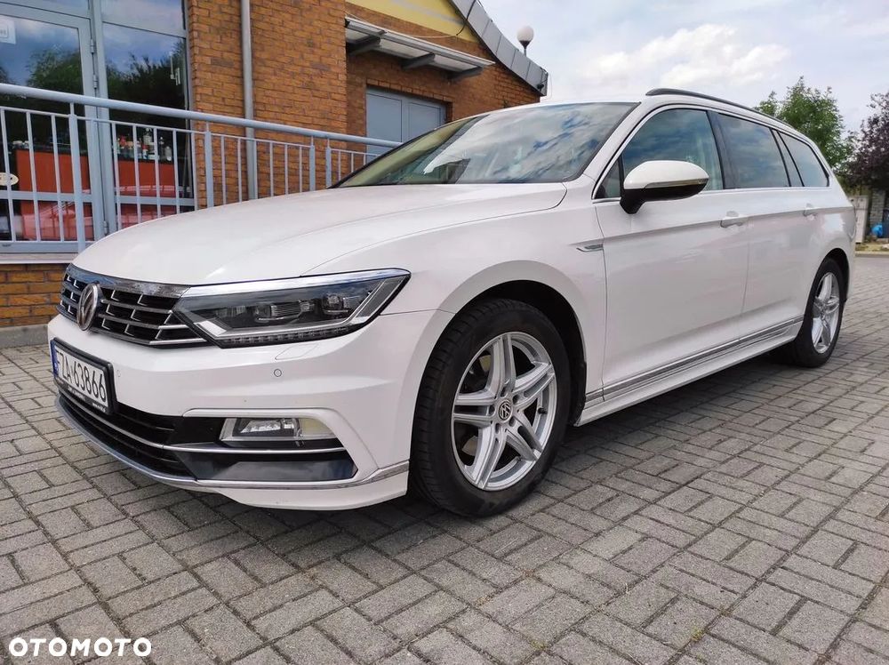 Volkswagen Passat Variant 2.0 TDI SCR DSG Highline - 2