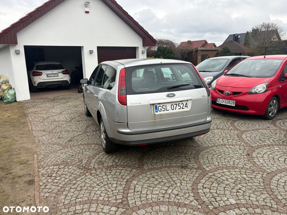 Ford Focus 1.8 TDCi Ambiente - 7