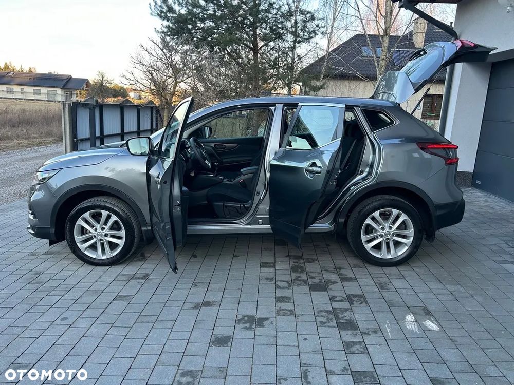 Nissan Qashqai - 10