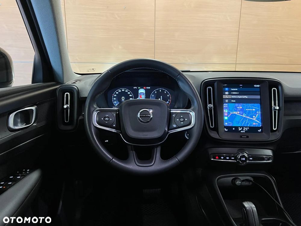 Volvo XC 40 T3 Momentum Pro - 14