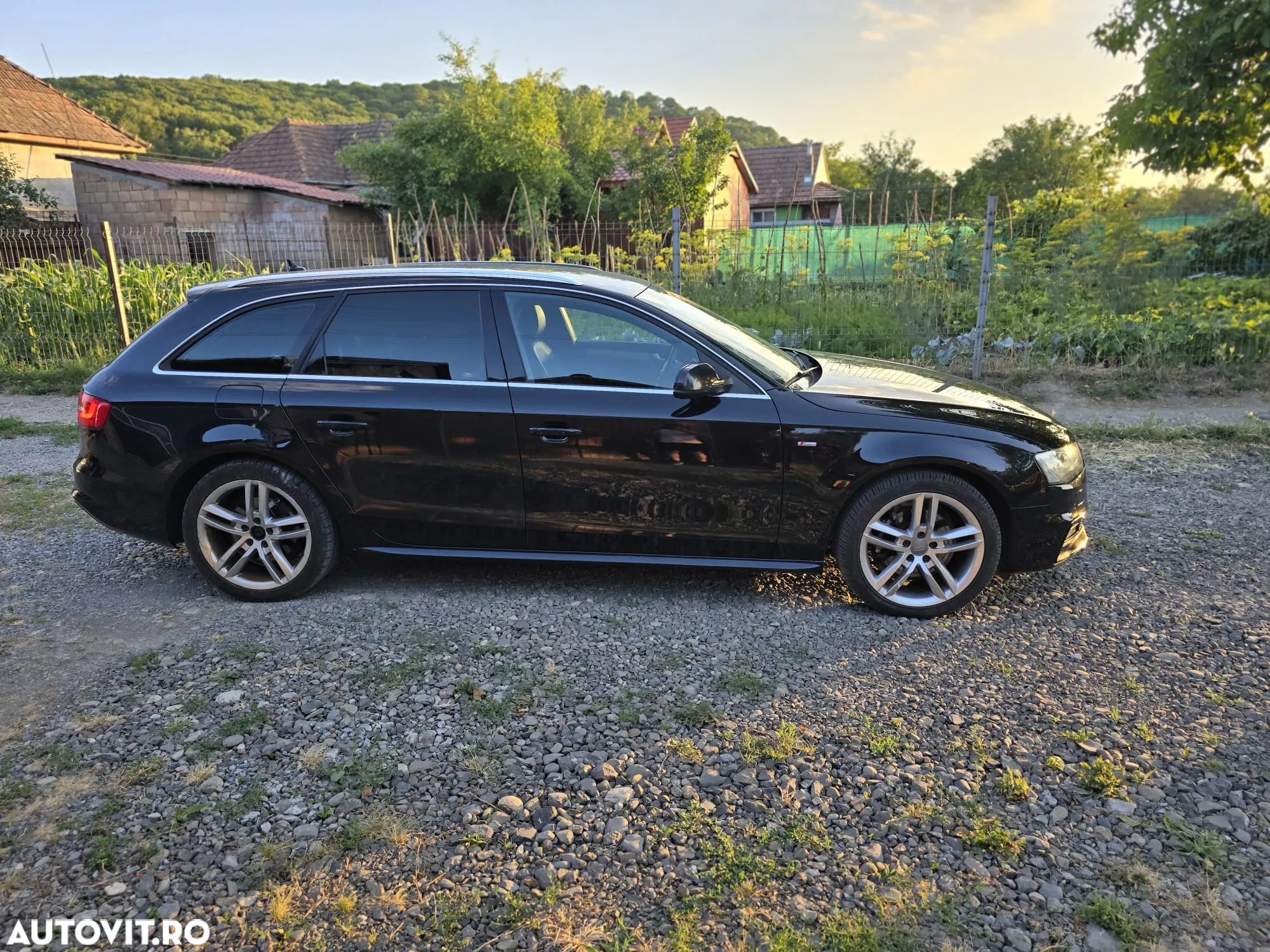 Audi A4 Avant 2.0 TDI quattro - 8