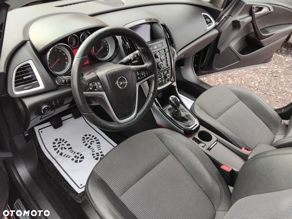 Opel Astra 1.4 Turbo Sports Tourer Active - 30