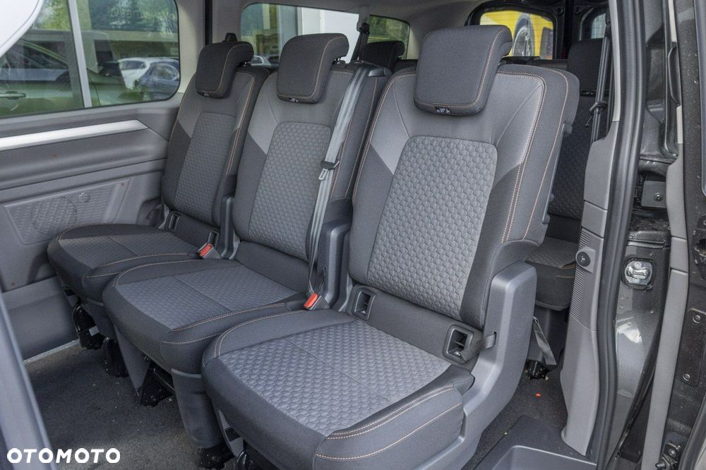 Volkswagen Caravelle - 20