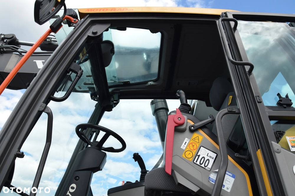 Volvo EWR150E / 6400 MTH / KOPARKA KOŁOWA / KABINA / KLIMATYTZACJA / SPYCH / STABILIZATORY / DODATKOWY OSPRZĘT / 3 ŁYŻKI / SPROWADZONA - 29