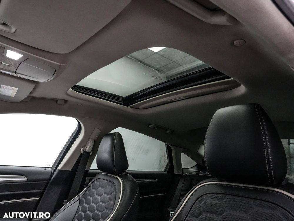 Ford Mondeo Vignale 2.0 Hybrid - 8