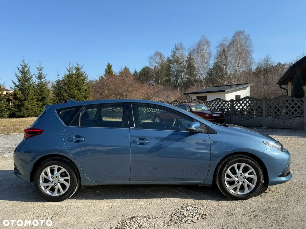 Toyota Auris 1.2 Turbo Edition S+ - 12