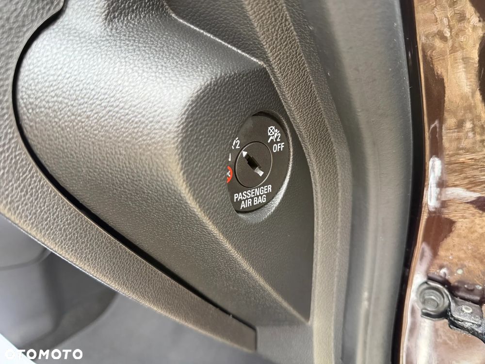 Opel Astra 1.4 T Cosmo - 25