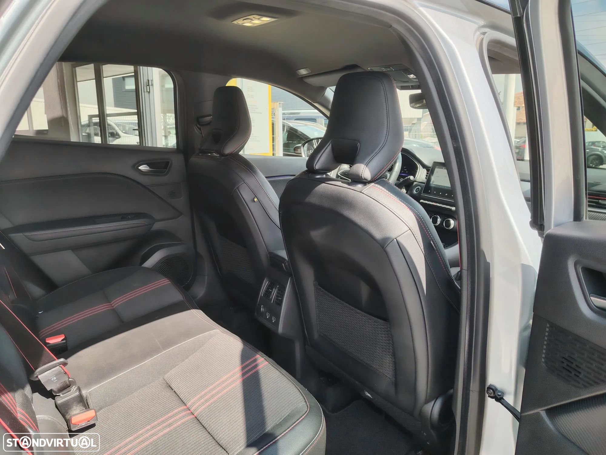 Renault Captur 1.0 TCe RS Line - 16