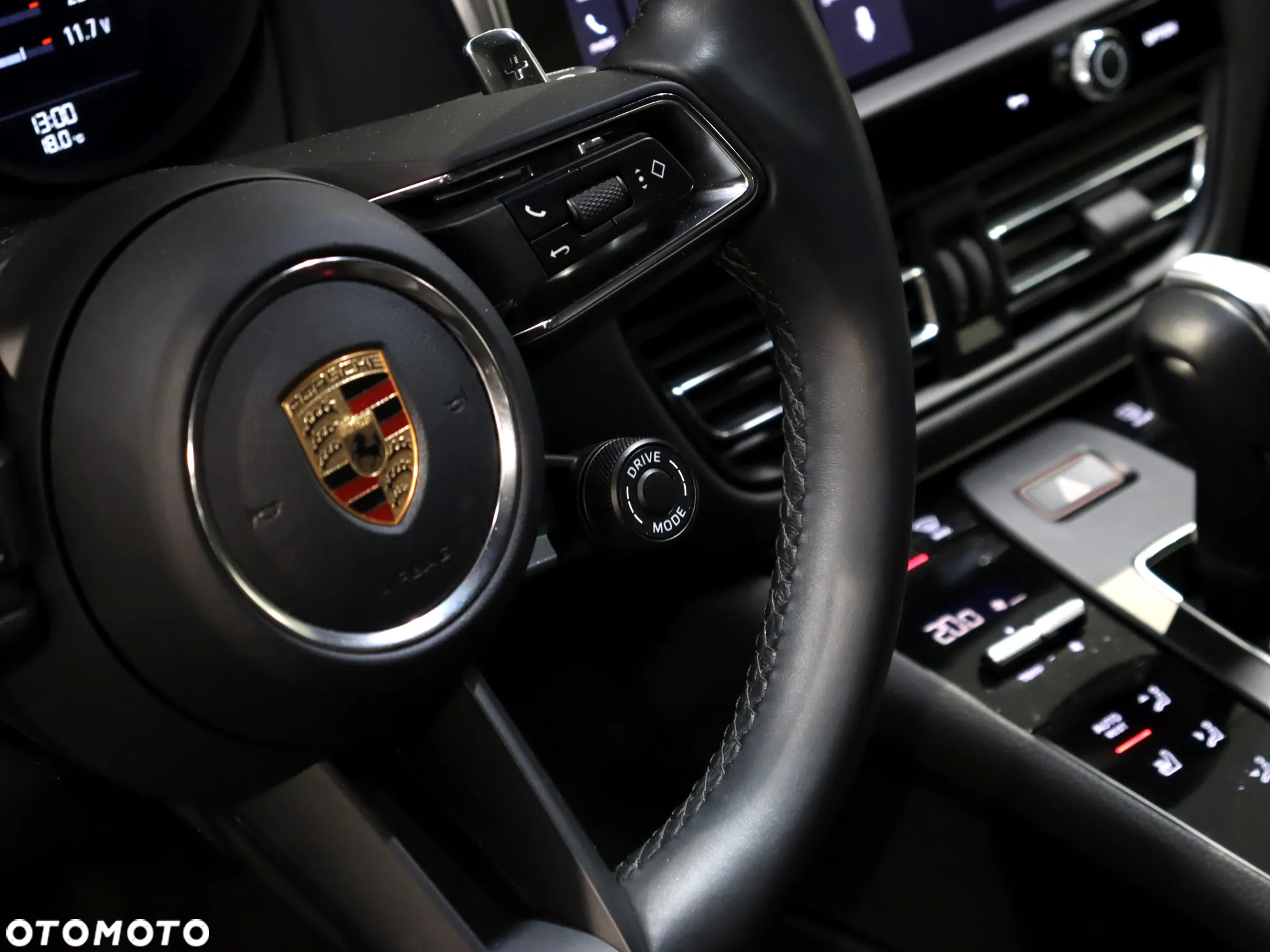 Porsche Macan Standard - 21