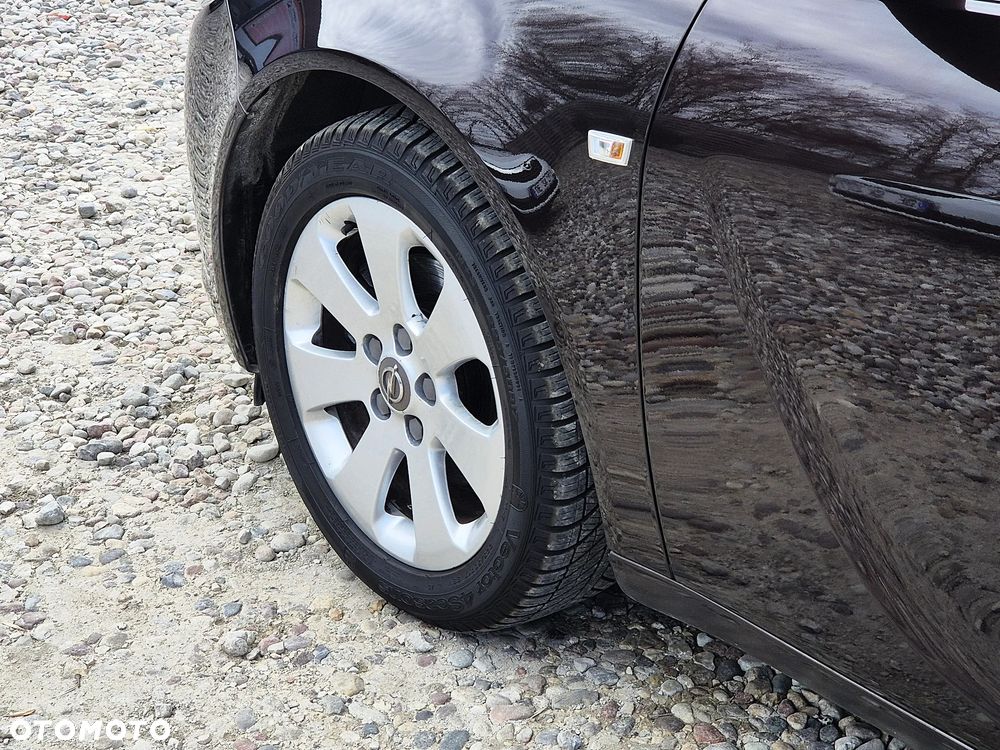 Opel Insignia 1.8 Innovation - 32