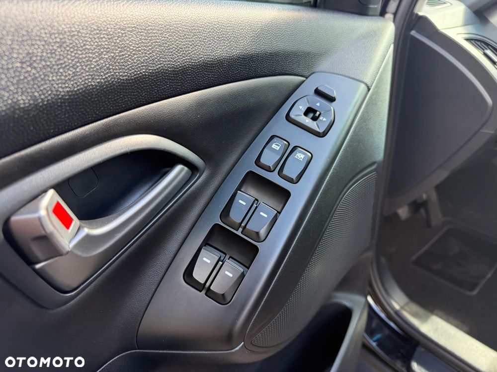 Hyundai ix35 2.0 CRDi 2WD Style - 17