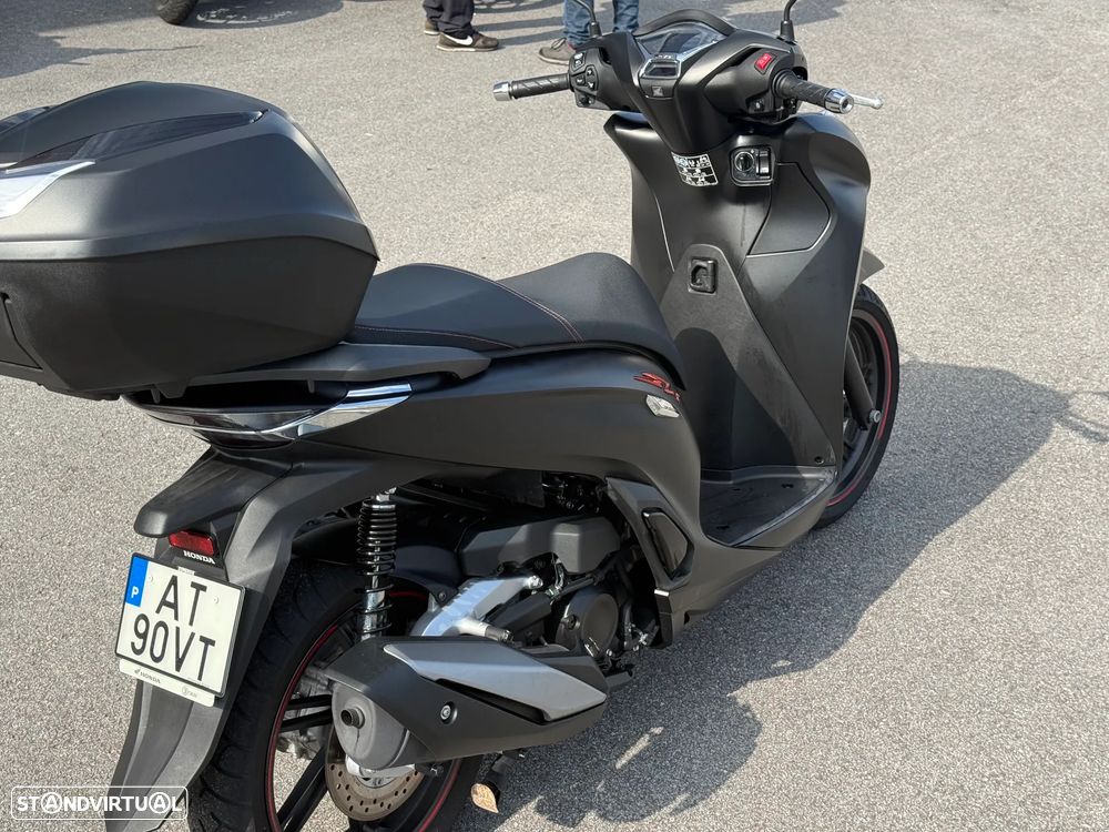 Honda SH 350i - 4