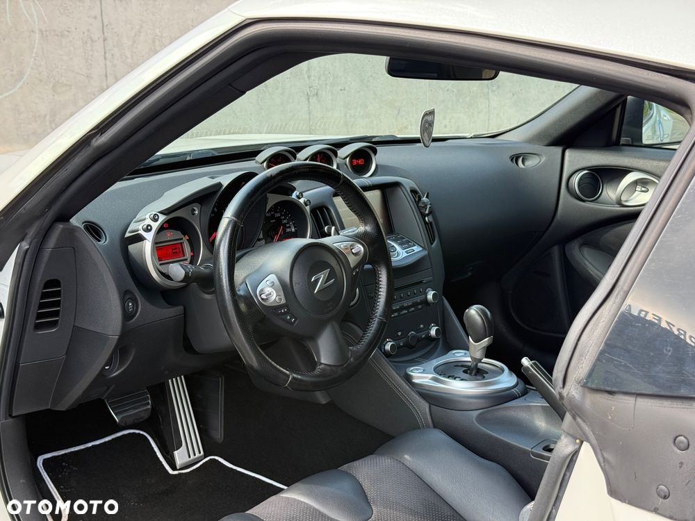 Nissan 370 Z 3.7 V6 Pack2 - 12