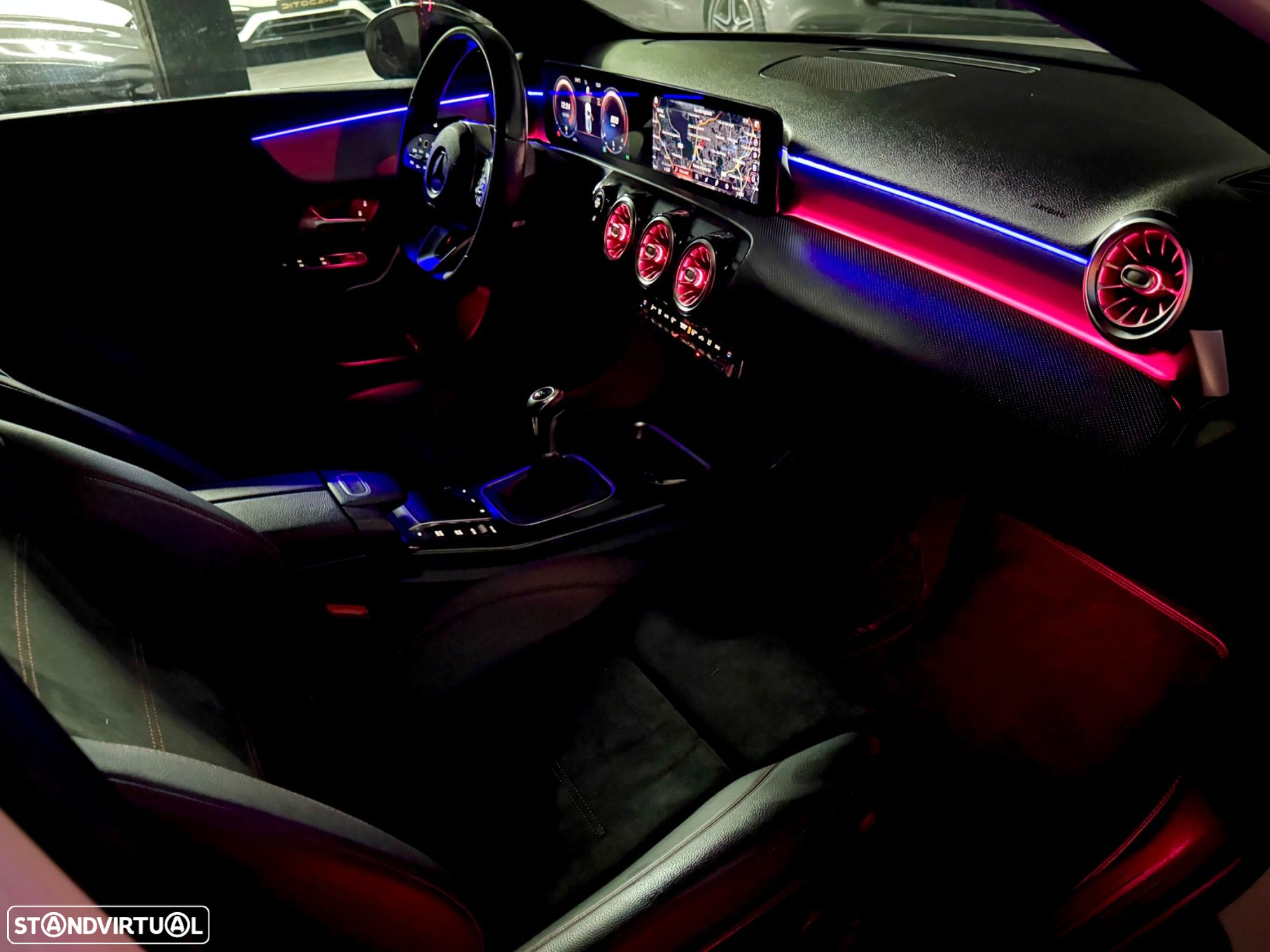 Mercedes-Benz A 160 AMG Line - 23