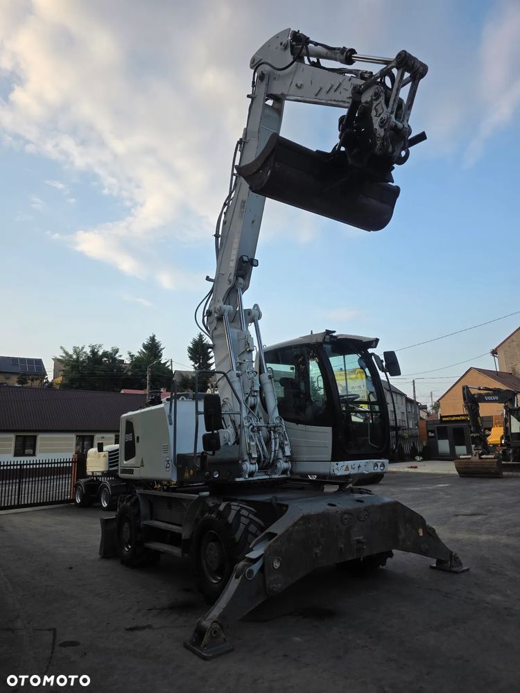 Liebherr A916 - 18